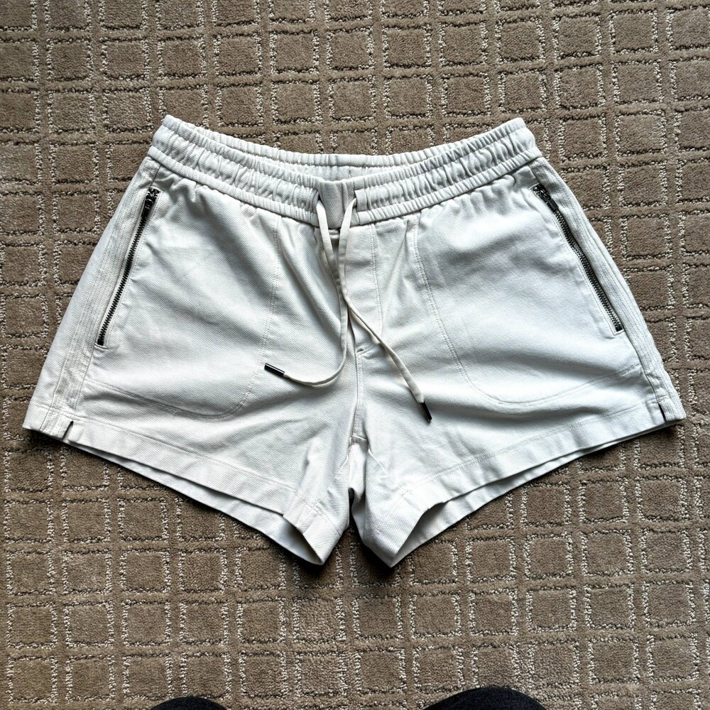 Athleta Pull On Shorts Women’s 4 Beige Stone Elastic Knit Hike Athleisure Casual